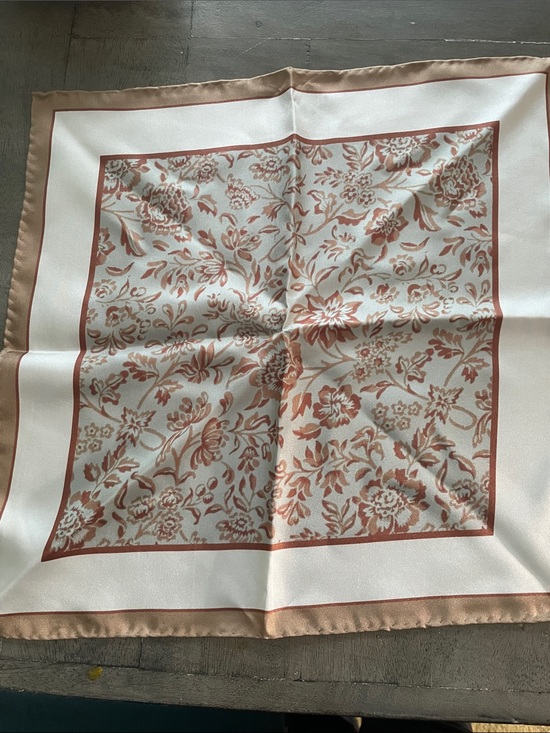 Joseph Abboud Other - Classic Floral Silk pocket square in Blush